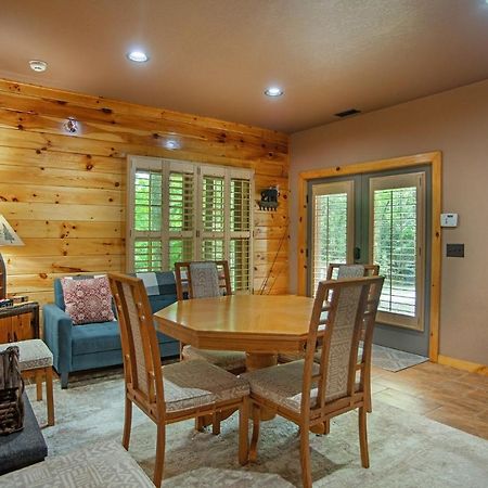 Iron Mountain Lodge - Beautiful Cabin With Forest & Mountain Views! Butler Buitenkant foto