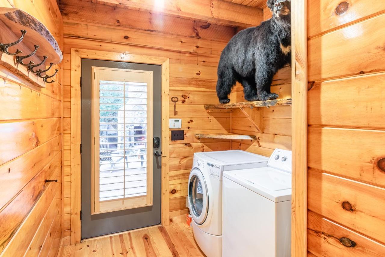 Iron Mountain Lodge - Beautiful Cabin With Forest & Mountain Views! Butler Buitenkant foto