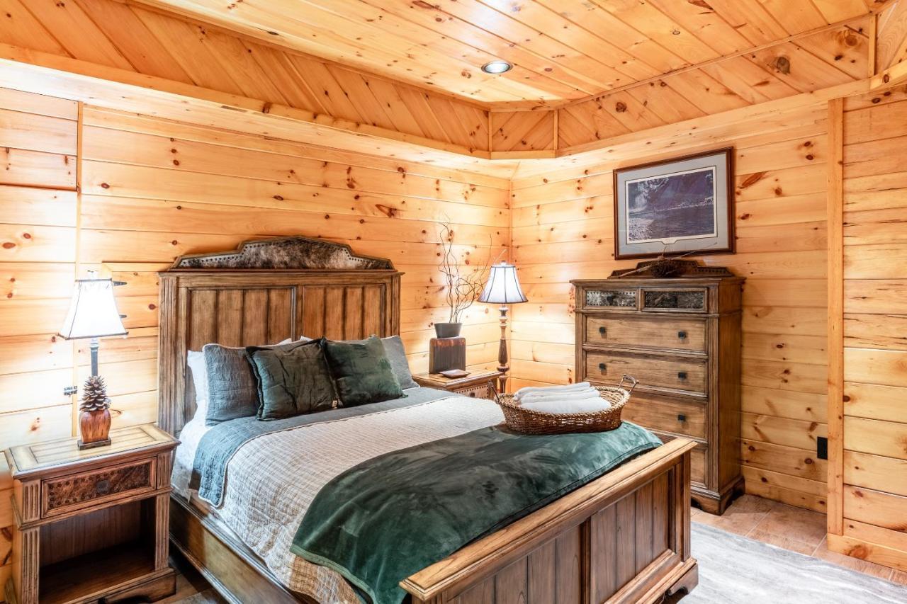 Iron Mountain Lodge - Beautiful Cabin With Forest & Mountain Views! Butler Buitenkant foto