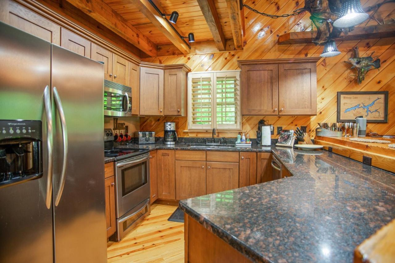 Iron Mountain Lodge - Beautiful Cabin With Forest & Mountain Views! Butler Buitenkant foto